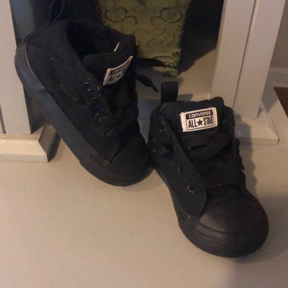 Boys black high top converse